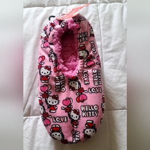 HELLO KITTU VALENTINES DAY SLIPPERS